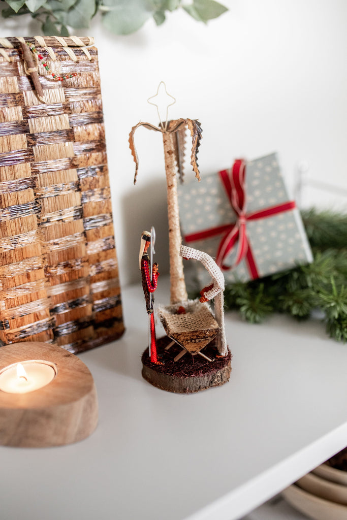 Others Palm Tree Nativity In A Box